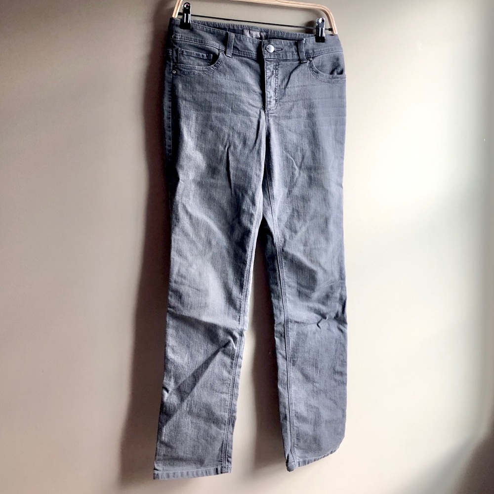 Chico’s So Slimming Grey Jeans